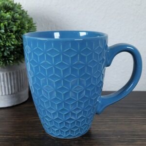 NEW SCM Home Blue Geometric Embossed Stoneware Mug Microwave Dishwasher Safe